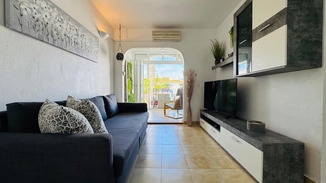 Apartamento de 1 habitación en Los Balcones en venta con piscina - 114.000 € (Ref: 9362922)