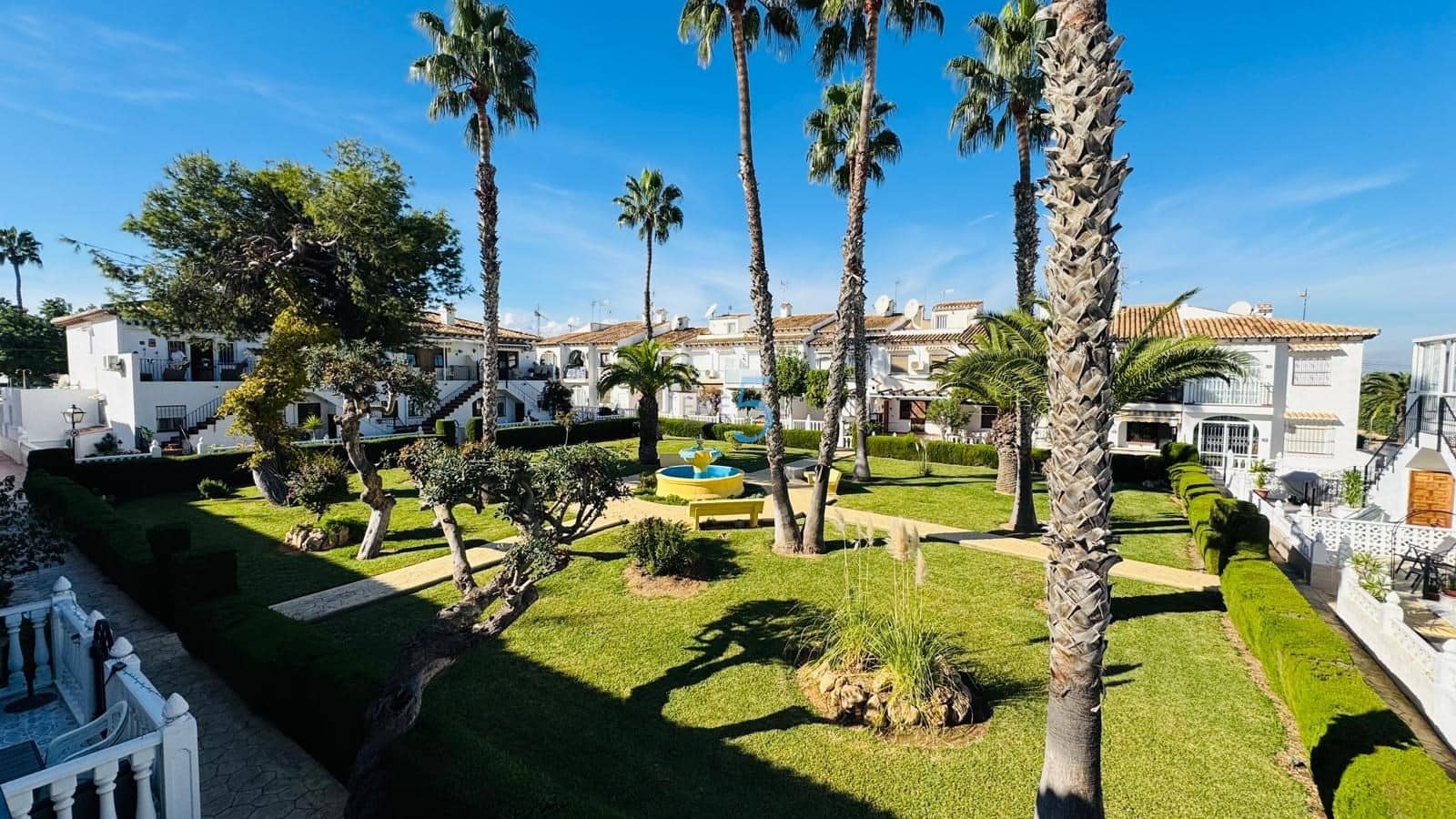 Apartamento de 1 habitación en Los Balcones en venta con piscina - 114.000 € (Ref: 9362922)