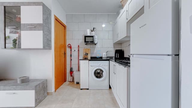 1 soverom Leilighet til salgs i Los Balcones med svømmebasseng - € 114 000 (Ref: 9362922)