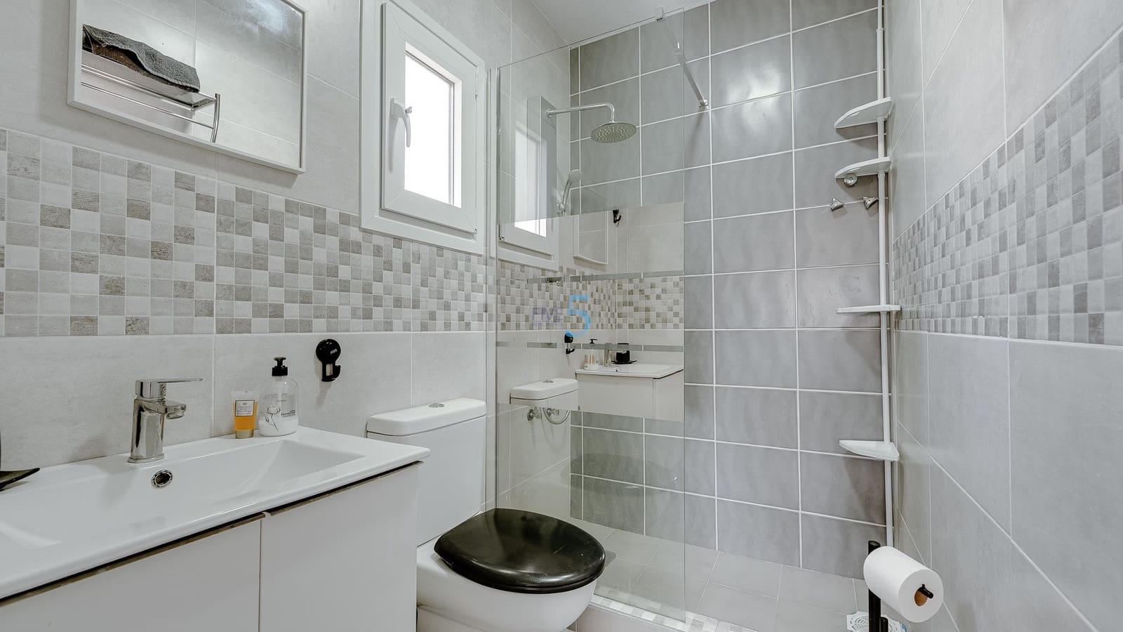 1 soverom Leilighet til salgs i Los Balcones med svømmebasseng - € 114 000 (Ref: 9362922)