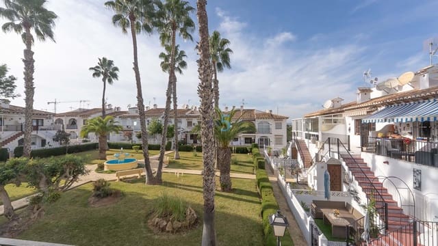 1 soverom Leilighet til salgs i Los Balcones med svømmebasseng - € 114 000 (Ref: 9362922)