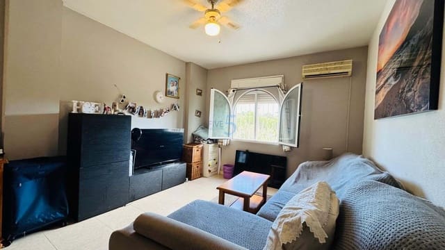 3 soverom Hus til salgs i Villamartin, Orihuela med svømmebasseng - € 146 000 (Ref: 9363382)