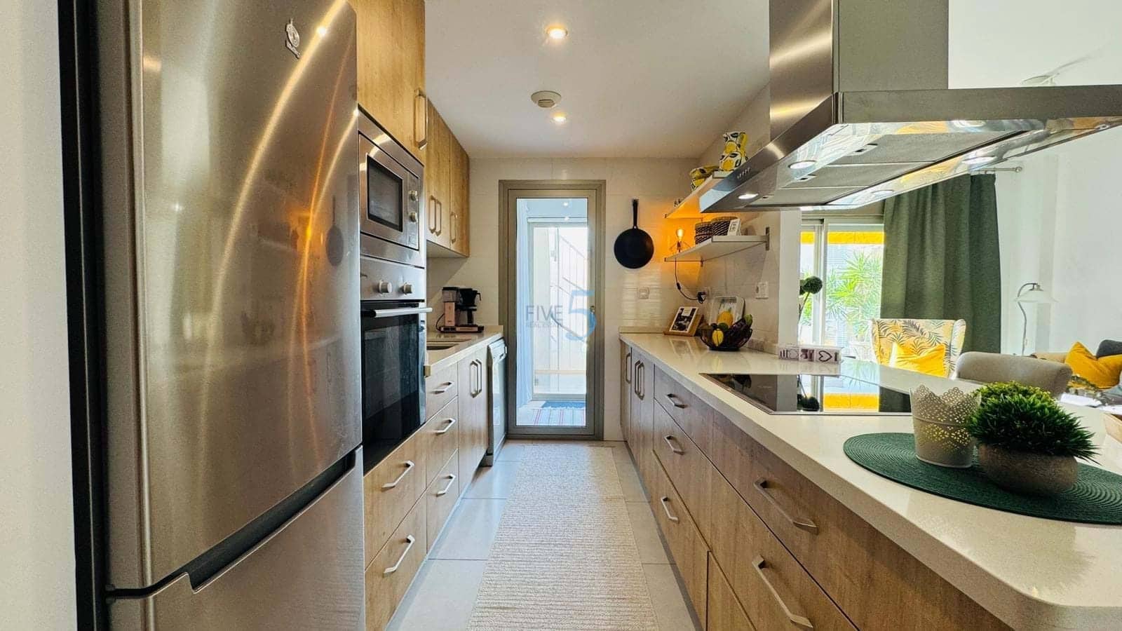 2 bedroom Apartment for sale in Villamartin with pool garage - € 279,000 (Ref: 9363383)