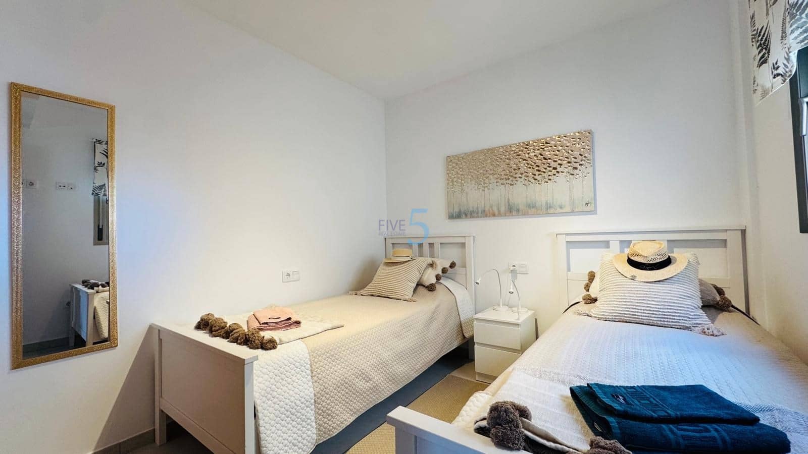 2 bedroom Apartment for sale in Villamartin with pool garage - € 279,000 (Ref: 9363383)