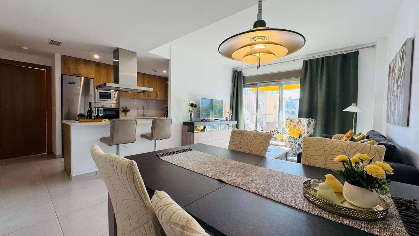 2 bedroom Apartment for sale in Villamartin with pool garage - € 279,000 (Ref: 9363383)