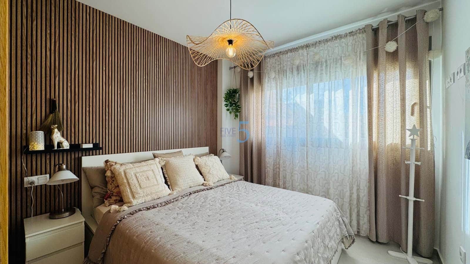 2 bedroom Apartment for sale in Villamartin with pool garage - € 279,000 (Ref: 9363383)