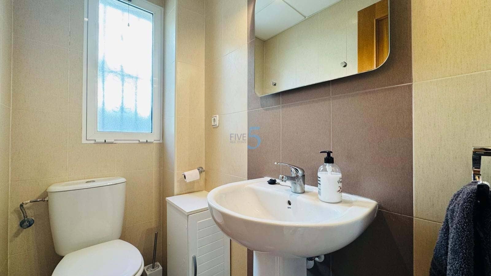 3 soverom Villa til salgs i Orihuela Costa med svømmebasseng garasje - € 279 000 (Ref: 9363384)