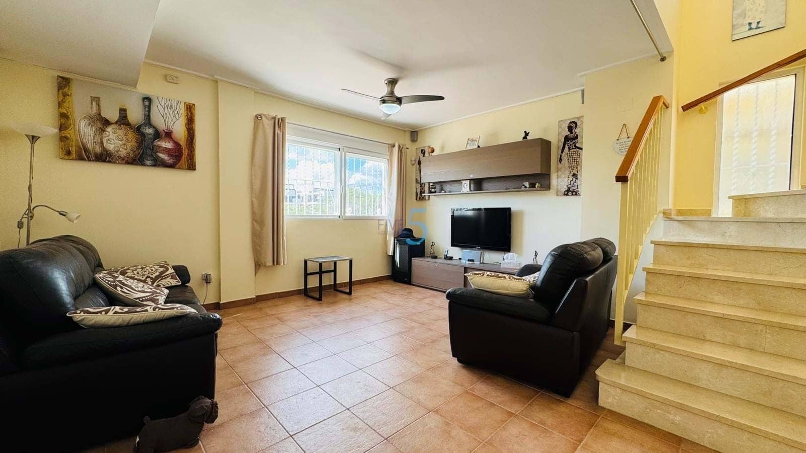3 soverom Villa til salgs i Orihuela Costa med svømmebasseng garasje - € 279 000 (Ref: 9363384)