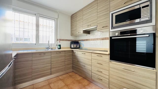 3 soverom Villa til salgs i Lomas de Cabo Roig - Los Dolses, Orihuela med svømmebasseng garasje - € 279 000 (Ref: 9363384)