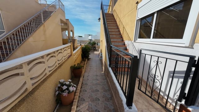 3 soveværelse Bungalow til salg i Los Altos med swimmingpool - € 220.000 (Ref: 9372378)