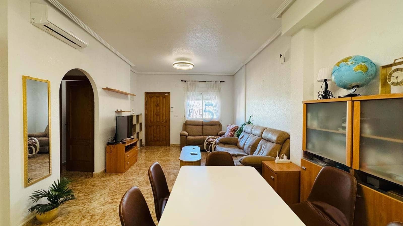 2 soveværelse Bungalow til salg i Orihuela Costa med swimmingpool garage - € 240.000 (Ref: 9376406)