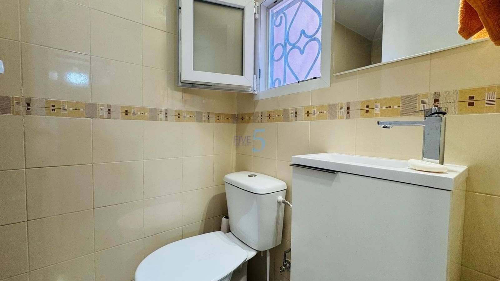 2 soveværelse Bungalow til salg i Orihuela Costa med swimmingpool garage - € 240.000 (Ref: 9376406)