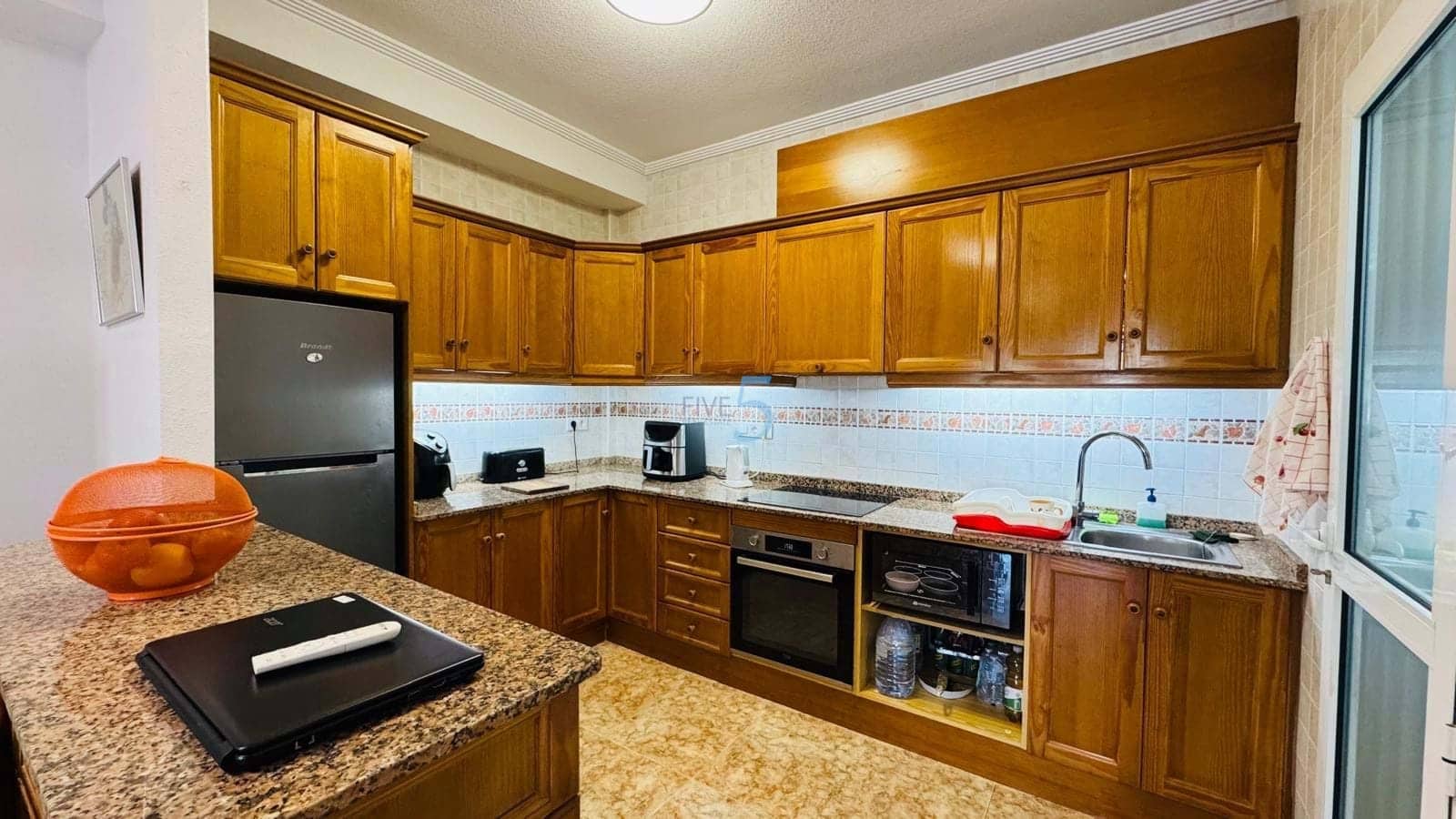 2 soveværelse Bungalow til salg i Orihuela Costa med swimmingpool garage - € 240.000 (Ref: 9376406)