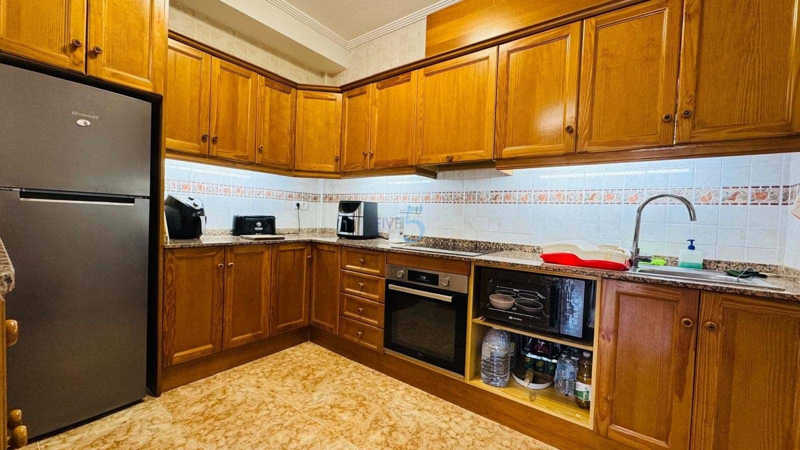 2 soveværelse Bungalow til salg i Orihuela Costa med swimmingpool garage - € 240.000 (Ref: 9376406)