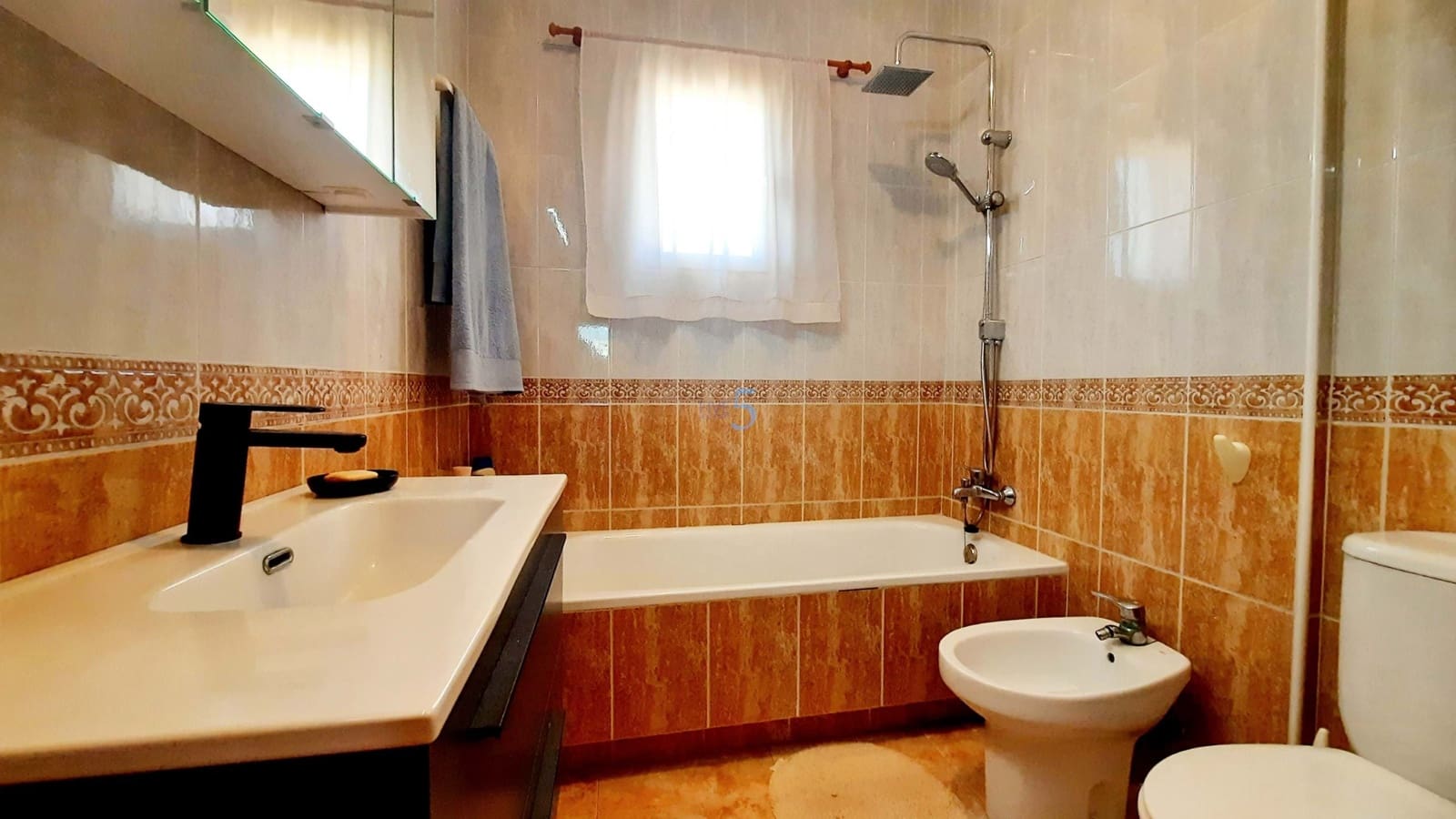 3 chambre Maison de Ville à vendre à Los Urrutias avec piscine garage - 155 000 € (Ref: 9376407)
