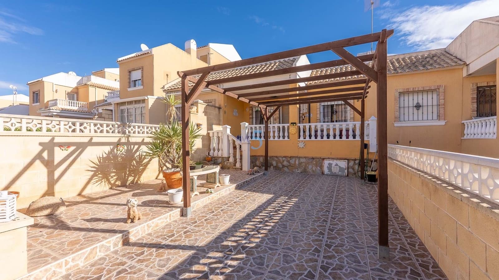 2 soverom Bungalow til salgs i Ciudad Quesada med svømmebasseng - € 149 950 (Ref: 9378324)