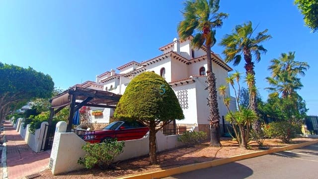 2 bedroom Townhouse for sale in Ciudad Quesada, Rojales with pool - € 185,000 (Ref: 9379860)