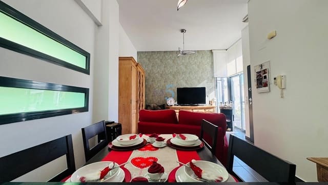 2 soverom Hus til salgs i Villamartin, Orihuela med svømmebasseng garasje - € 329 000 (Ref: 9380750)