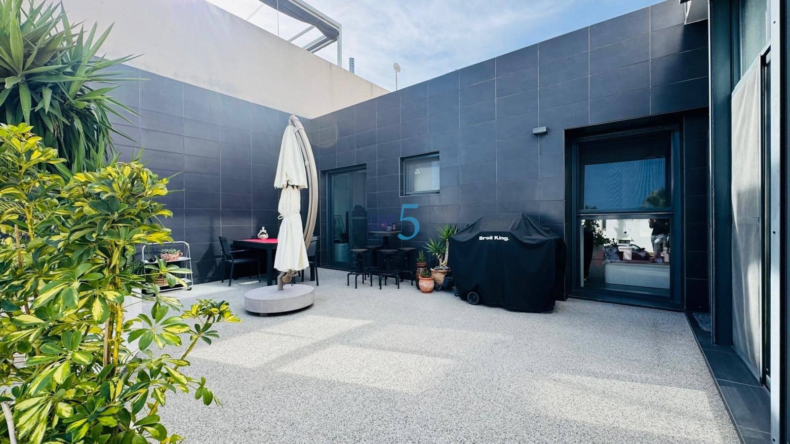 2 soverom Hus til salgs i Villamartin med svømmebasseng garasje - € 329 000 (Ref: 9380750)