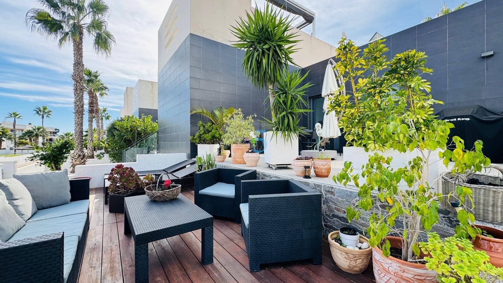 2 soverom Hus til salgs i Villamartin med svømmebasseng garasje - € 329 000 (Ref: 9380750)