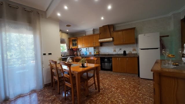 4 bedroom Townhouse for sale in Almoradí - € 320,000 (Ref: 9382207)