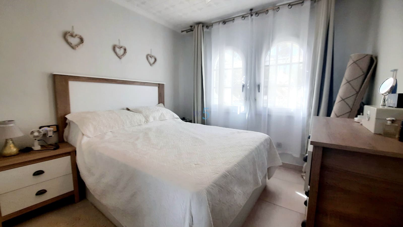 2 sypialnia Bungalow na sprzedaż w Los Urrutias z basenem garażem - 155 000 € (Ref: 9382208)