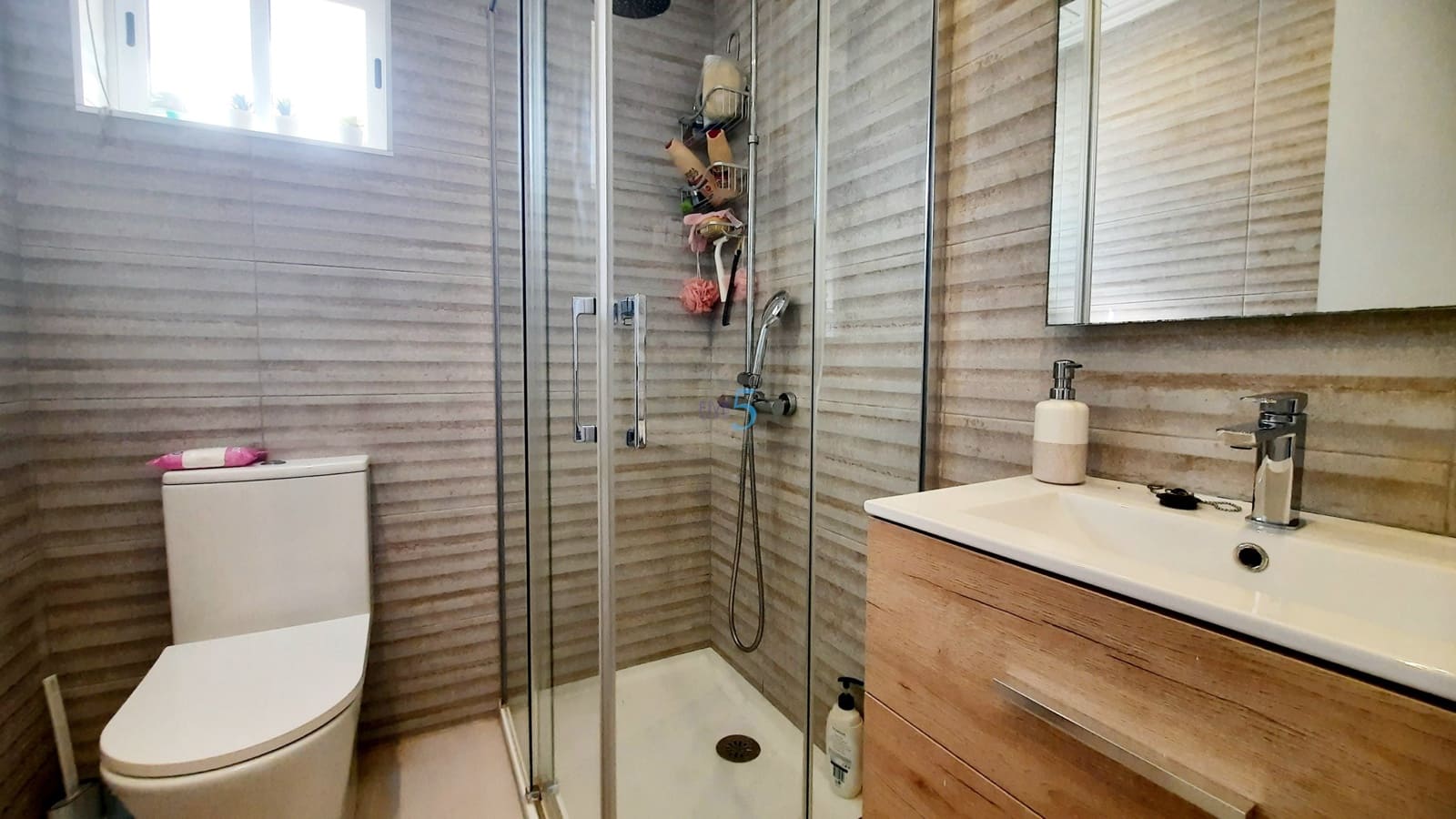 2 sypialnia Bungalow na sprzedaż w Los Urrutias z basenem garażem - 155 000 € (Ref: 9382208)