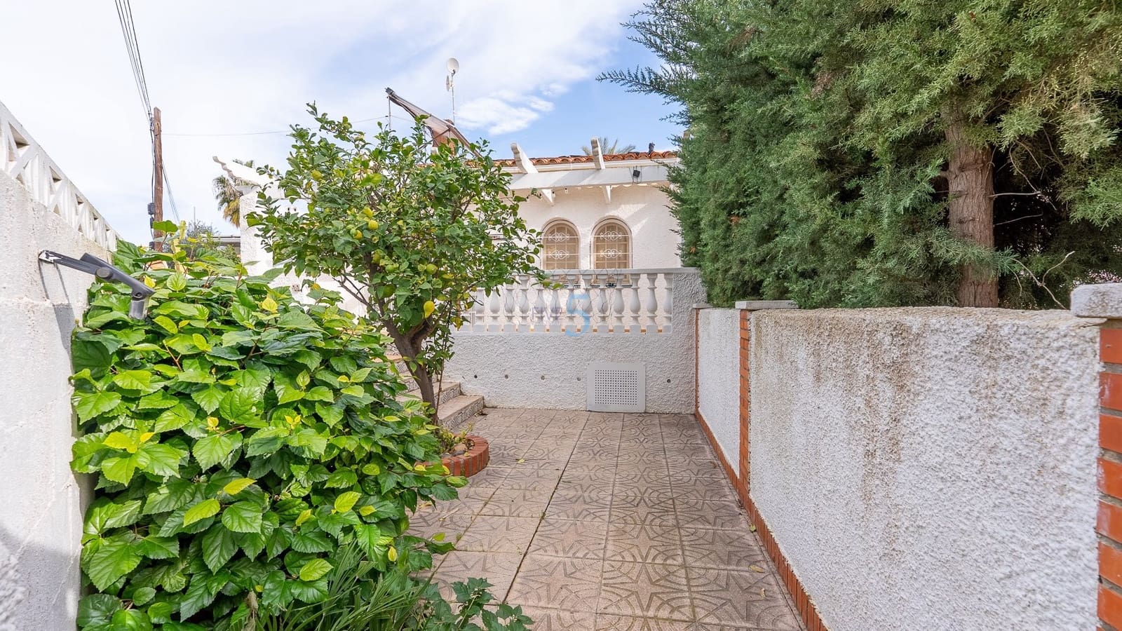 2 sovrum Bungalow till salu i Los Urrutias med pool garage - 155 000 € (Ref: 9382208)