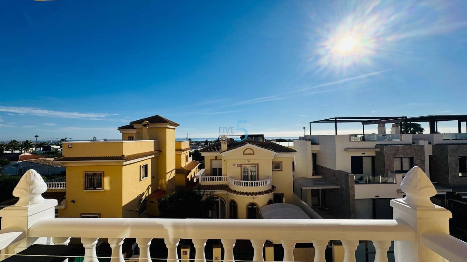 2 chambre Appartement à vendre à Orihuela Costa avec piscine - 135 000 € (Ref: 9382210)