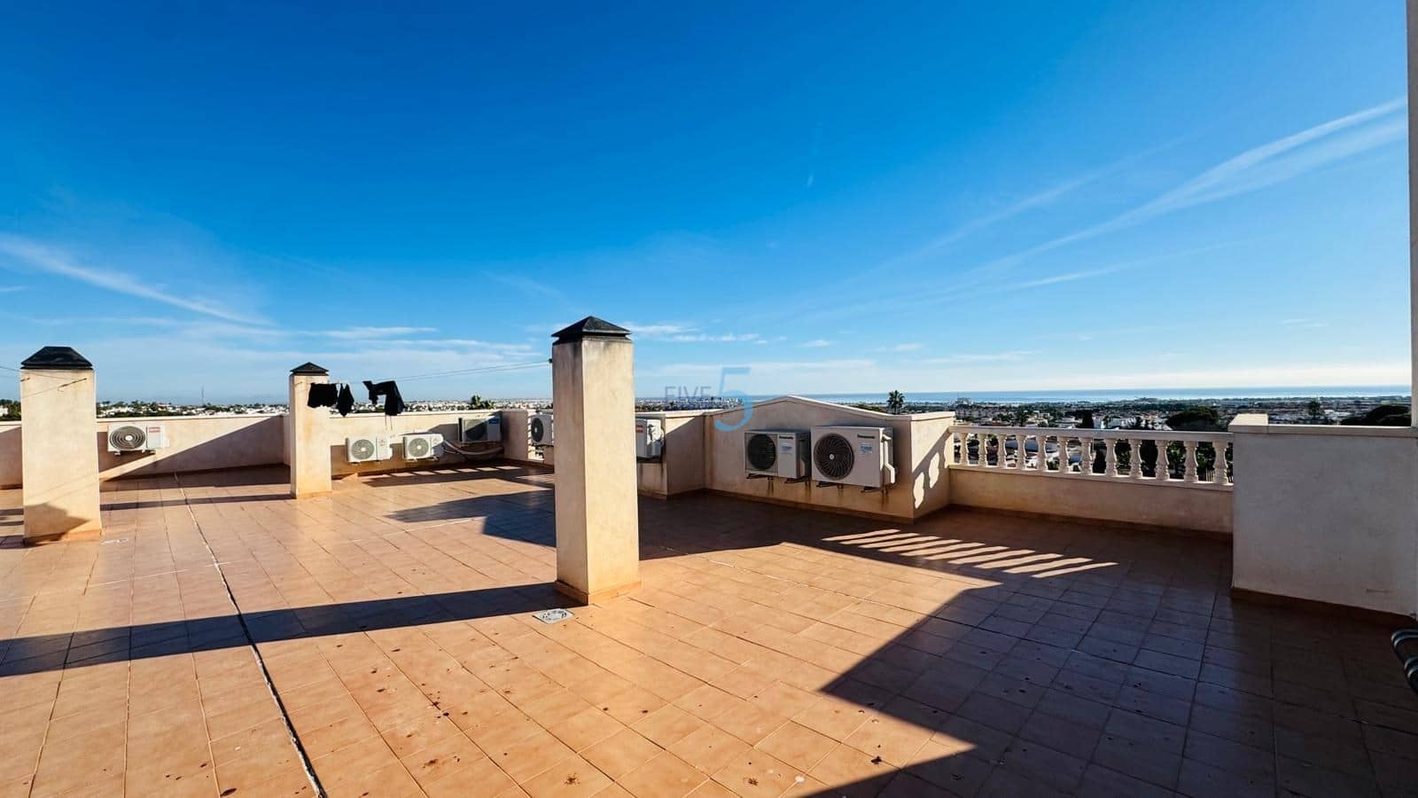 2 chambre Appartement à vendre à Orihuela Costa avec piscine - 135 000 € (Ref: 9382210)