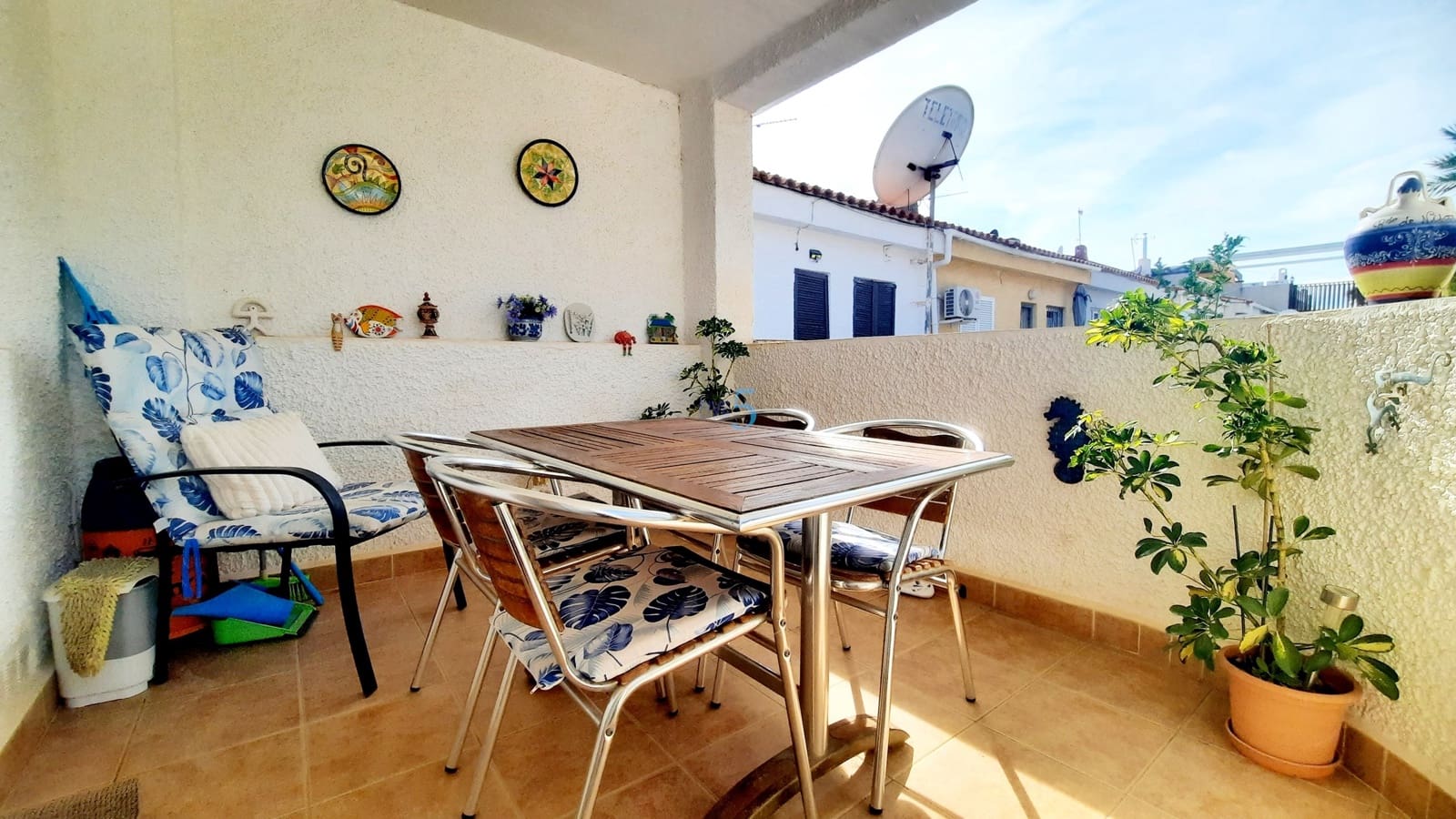 2 soveværelse Bungalow til salg i Los Urrutias med swimmingpool garage - € 155.000 (Ref: 9383916)