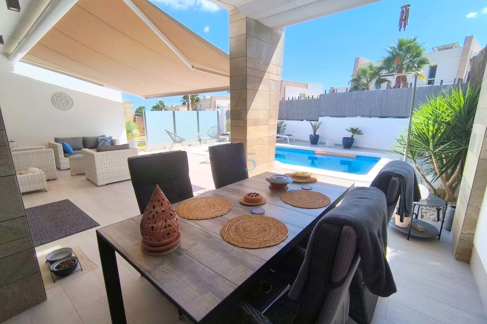 3 chambre Villa/Maison à vendre à Algorfa avec piscine garage - 585 000 € (Ref: 9383917)