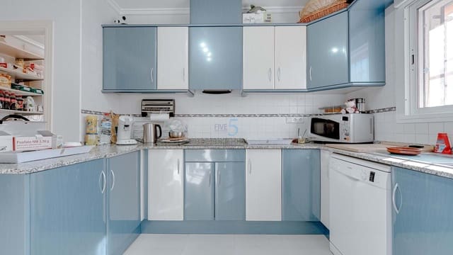 Chalet de 2 habitaciones en Ciudad Quesada, Rojales en venta con piscina - 289.000 € (Ref: 9384942)