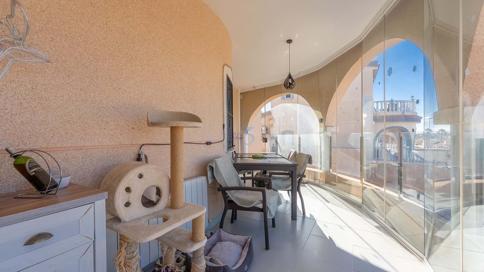 Chalet de 2 habitaciones en Ciudad Quesada en venta con piscina - 289.000 € (Ref: 9384942)