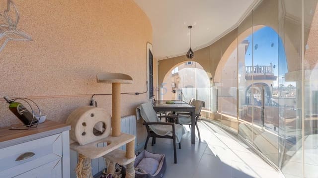 Chalet de 2 habitaciones en Ciudad Quesada, Rojales en venta con piscina - 289.000 € (Ref: 9384942)