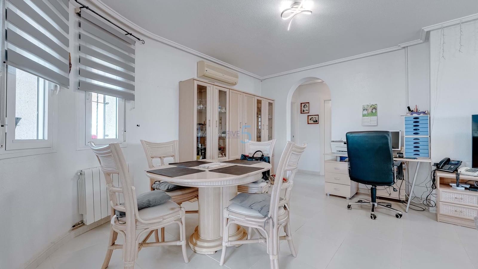 Chalet de 2 habitaciones en Ciudad Quesada en venta con piscina - 289.000 € (Ref: 9384942)