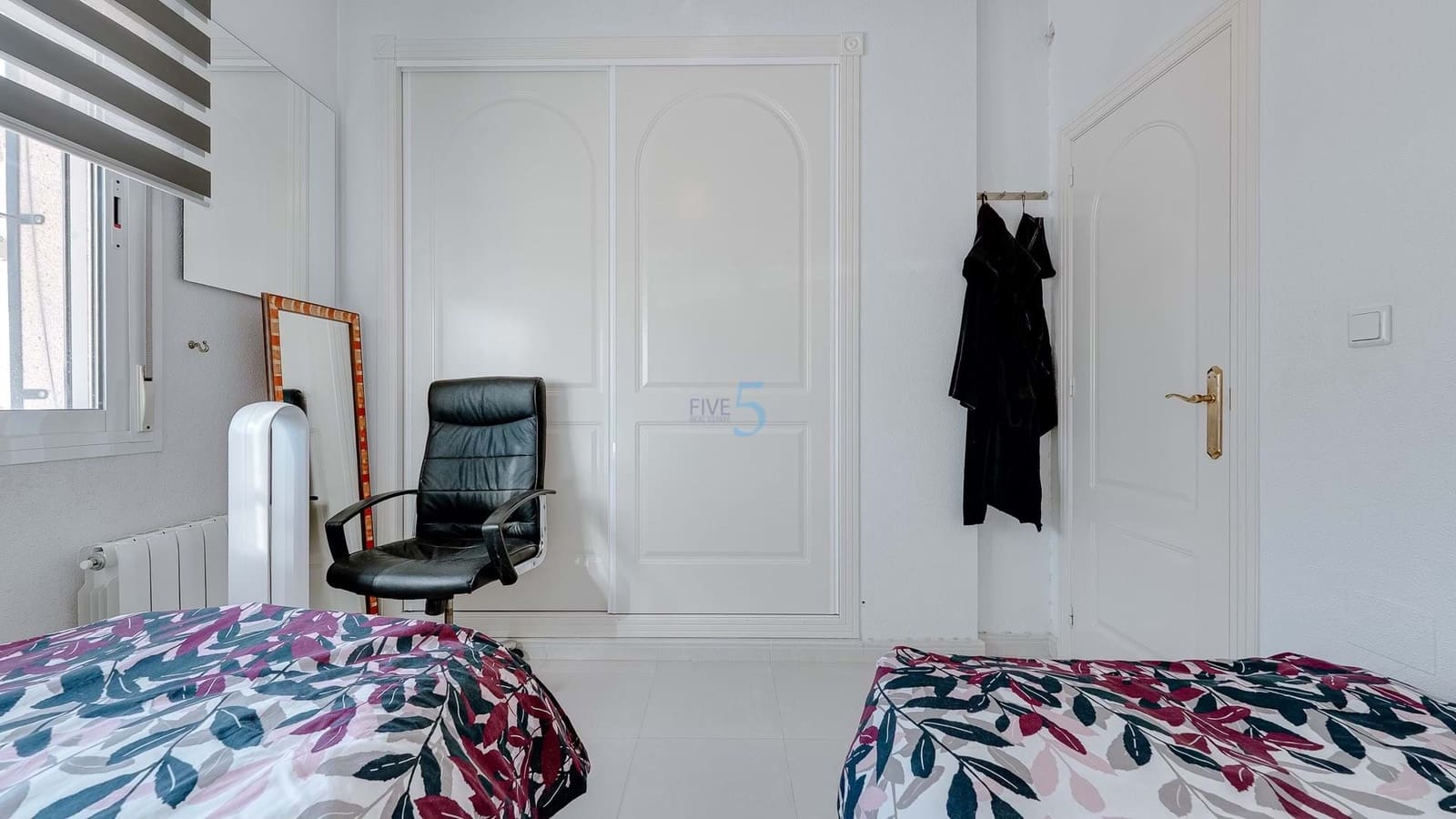 Chalet de 2 habitaciones en Ciudad Quesada en venta con piscina - 289.000 € (Ref: 9384942)