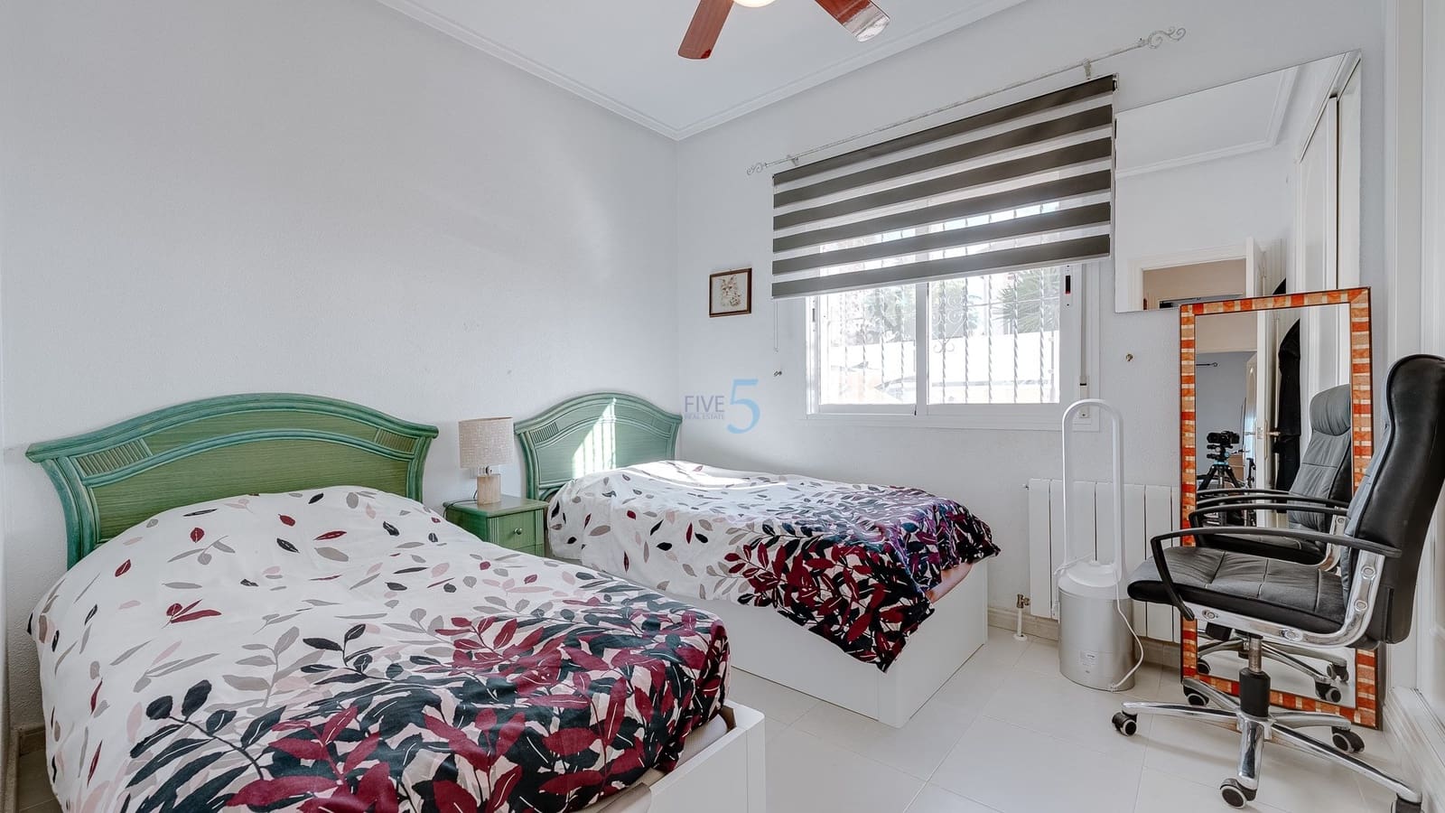 Chalet de 2 habitaciones en Ciudad Quesada en venta con piscina - 289.000 € (Ref: 9384942)