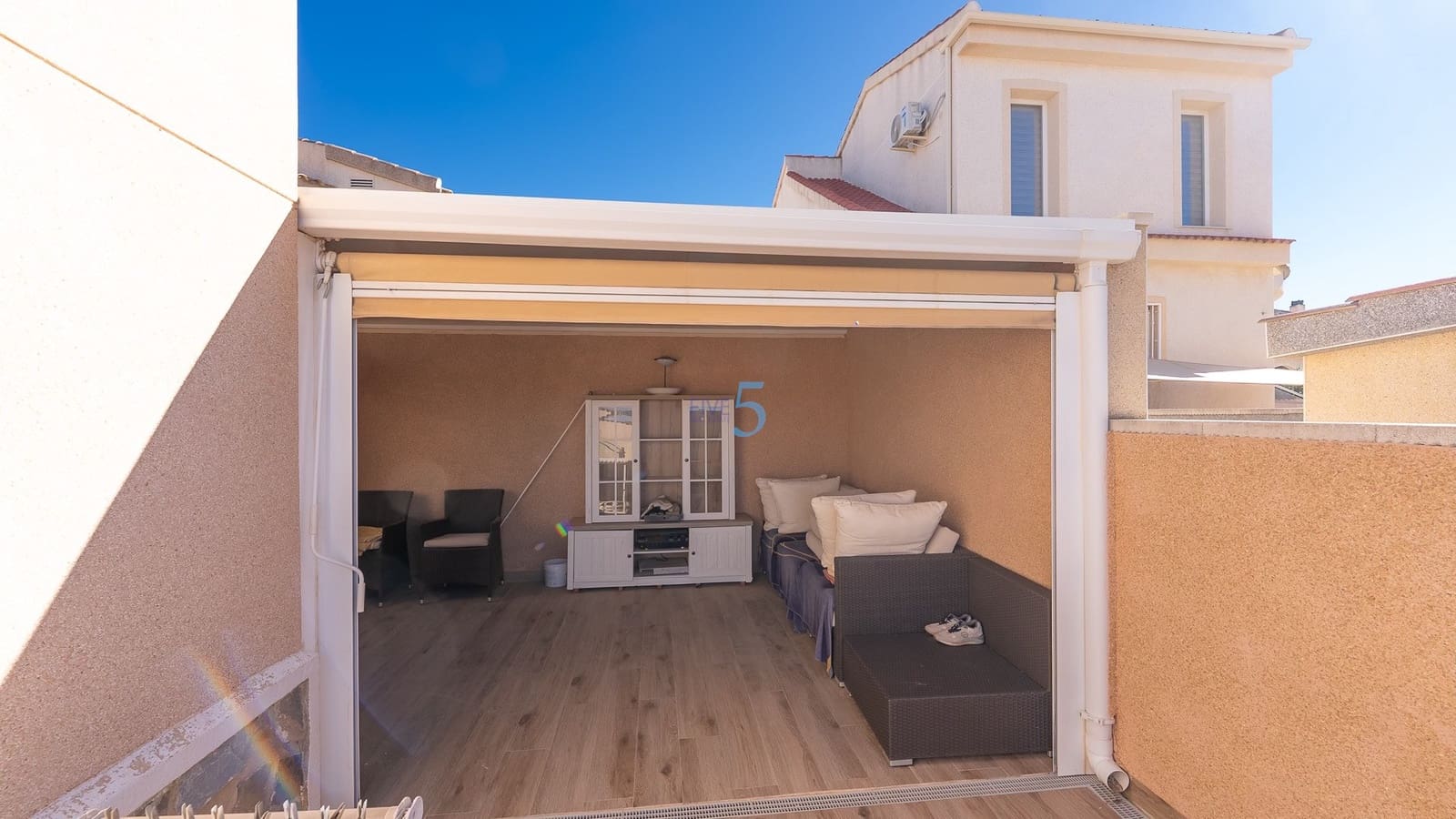 Chalet de 2 habitaciones en Ciudad Quesada en venta con piscina - 289.000 € (Ref: 9384942)