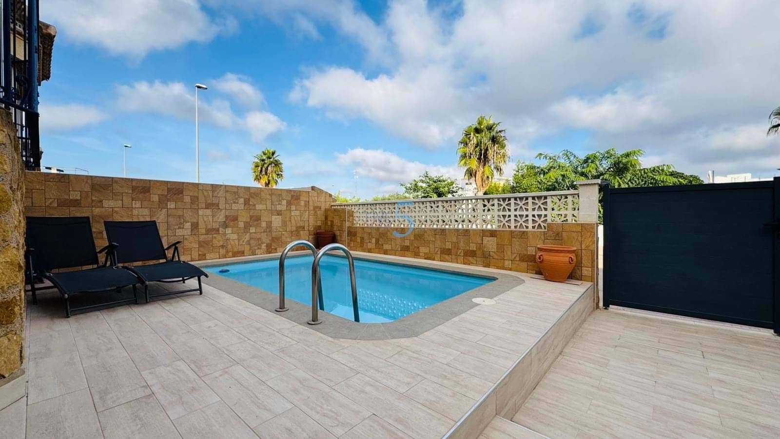 3 camera da letto Casa in vendita in Villamartin con piscina garage - 249.000 € (Rif: 9386617)