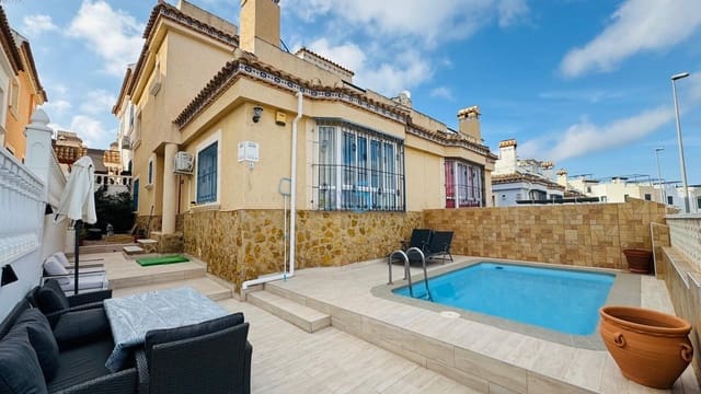 3 bedroom Townhouse for sale in Villamartin, Orihuela with pool garage - € 249,000 (Ref: 9386617)