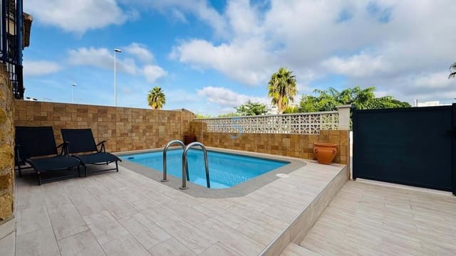 3 bedroom Townhouse for sale in Villamartin, Orihuela with pool garage - € 249,000 (Ref: 9386617)