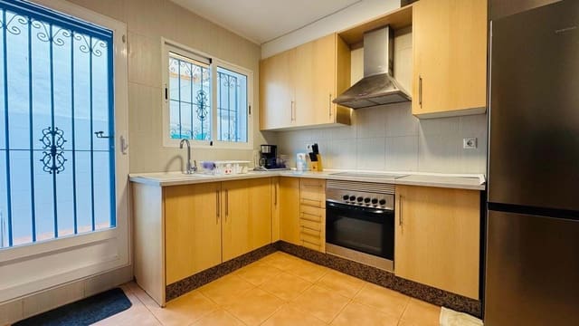 3 bedroom Townhouse for sale in Villamartin, Orihuela with pool garage - € 249,000 (Ref: 9386617)