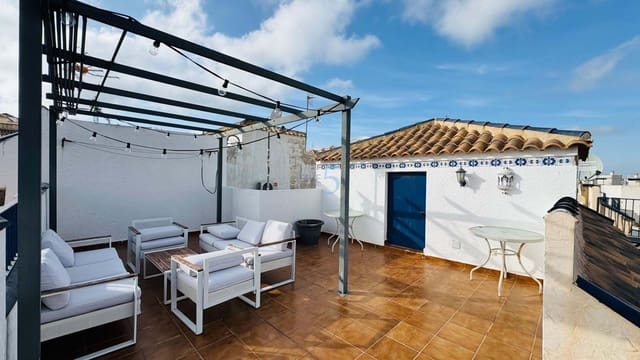 3 bedroom Townhouse for sale in Villamartin, Orihuela with pool garage - € 249,000 (Ref: 9386617)