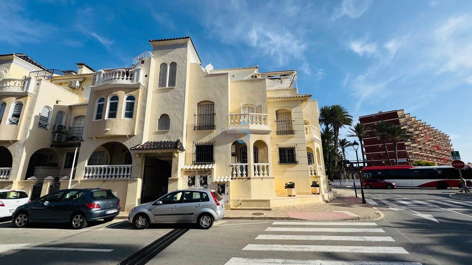 2 bedroom Apartment for sale in Torrevieja with pool garage - € 269,500 (Ref: 9386618)