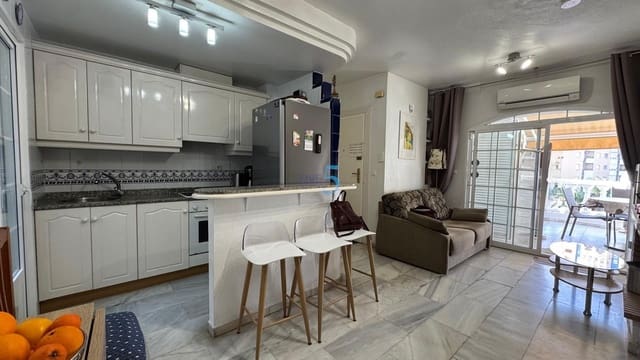 2 bedroom Apartment for sale in Torrevieja with pool garage - € 269,500 (Ref: 9386618)