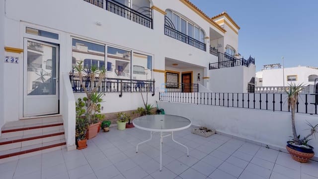 Apartamento de 2 habitaciones en Vistabella, Orihuela en venta con piscina garaje - 99.999 € (Ref: 9387022)