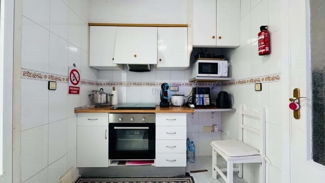 Apartamento de 2 habitaciones en La Florida, Orihuela en venta con piscina garaje - 169.000 € (Ref: 9394349)