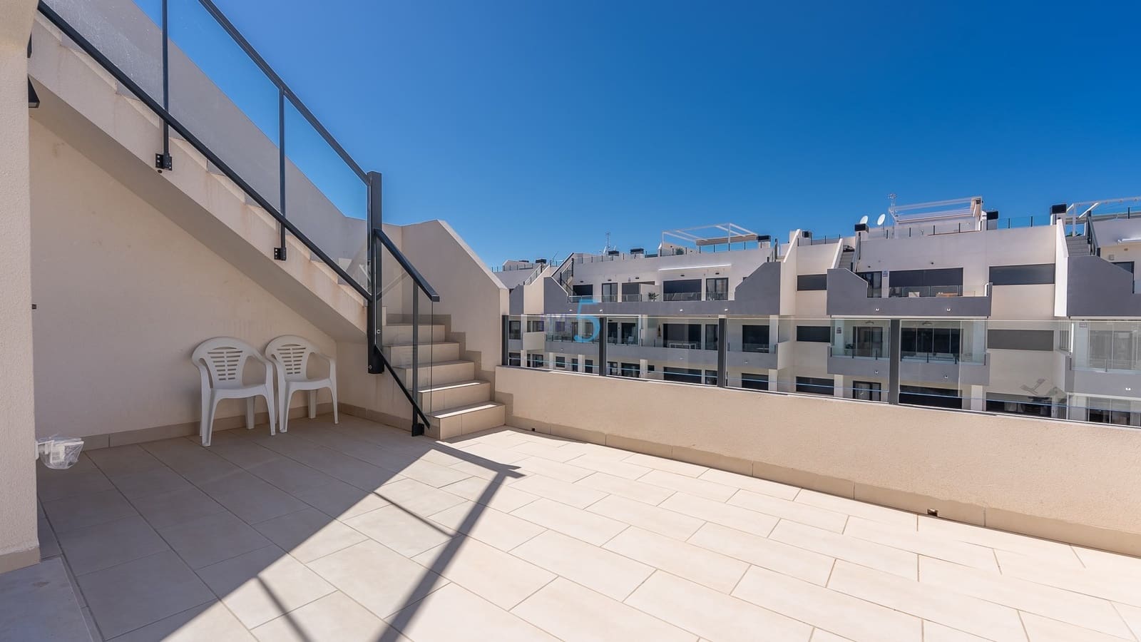 2 soverom Leilighet til salgs i Los Dolses med svømmebasseng garasje - € 329 000 (Ref: 9396331)