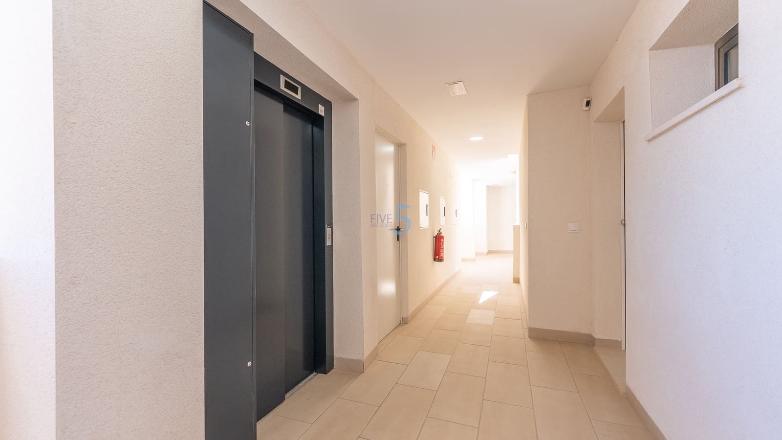 2 soverom Leilighet til salgs i Los Dolses med svømmebasseng garasje - € 329 000 (Ref: 9396331)